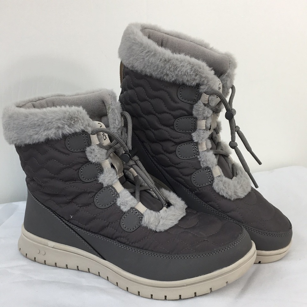 Ryka Women's Snowbound Quilted Comfort Hiking Boots Size 7 GREAT Condition